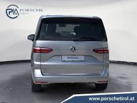 Gebraucht VW Multivan Style 218 PS (160 kW) 2024 Silber  metallic Van