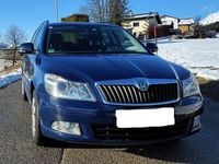 Gebraucht Skoda Octavia Elegance 105 PS (77 kW) 2013 Blau Kombi