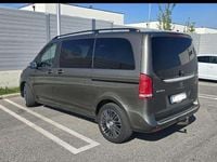 Gebraucht Mercedes V220 163 PS (119 kW) 2018 Braun Van / Kleinbus