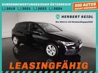 Gebraucht VW Golf VIII Life 150 PS (110 kW) 2022 Deepblackperleff. Limousine