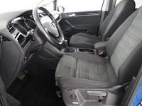 Gebraucht VW Touran 150 PS (110 kW) 2022 Dunkelblau  metallic Van / Kleinbus
