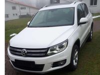 gebraucht VW Tiguan Tiguan 2,0 TDI BMT 4Motion Sky DPF DSG Sky