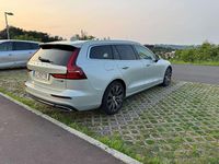 gebraucht Volvo V60 T8 Inscription PHEV AWD VollLeder/Massage/H&K/Pano