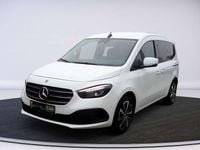 Gebraucht Mercedes T180 Style 116 PS (85 kW) 2023 Weiß Van / Kleinbus