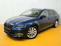 Gebraucht Skoda Superb Style 190 PS (139 kW) 2019 Blau Kombi