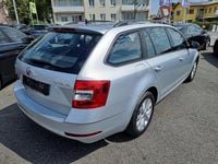 Gebraucht Skoda Octavia Ambition 150 PS (110 kW) 2019 Grautöne Kombi