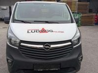 Gebraucht Opel Vivaro S 125 PS (91 kW) 2019 Weiß Van / Kleinbus