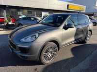 Gebraucht Porsche Cayenne 245 PS (180 kW) 2015 Grau SUV