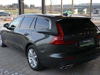 gebraucht Volvo V60 D3 Momentum Pro Geartronic LED, Navi, Standheiz...