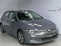 Gebraucht VW Golf VIII 150 PS (110 kW) 2022 Grau Limousine