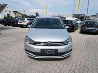 Gebraucht VW Touran Comfortline 122 PS (89 kW) 2022 Silber Van / Kleinbus