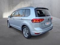 Neu VW Touran 150 PS (110 kW) 2025 Silber  metallic Van / Kleinbus