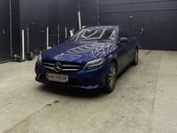 Gebraucht Mercedes C220 194 PS (142 kW) 2019 Blau Kombi
