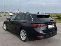 gebraucht Skoda Octavia Combi 2,0 TDI Business DSG - *Head-Up/Memorysitze*