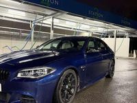 Gebraucht BMW 530 258 PS (189 kW) 2015 Blau Limousine