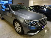 gebraucht Mercedes E220 T Austria Edition 4MATIC Aut Sportsitze/Navi/LED