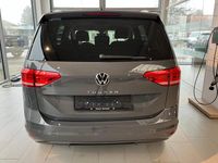 Neu VW Touran 150 PS (110 kW) 2026 Mittelgrau  metallic Van / Kleinbus