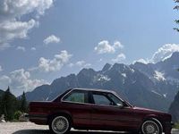 Gebraucht BMW 325 192 PS (141 kW) 1983 Rot Limousine