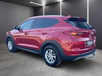 Gebraucht Hyundai Tucson 136 PS (100 kW) 2018 Rot SUV