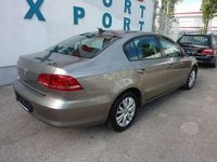 Gebraucht VW Passat Trendline 140 PS (102 kW) 2014 Braun Limousine