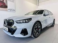 Gebraucht BMW 540 Shadowline 303 PS (222 kW) 2025 M brooklyn grau Kombi