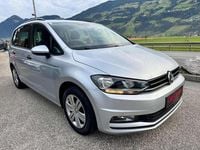 Gebraucht VW Touran Trendline 110 PS (80 kW) 2016 Grau Van / Kleinbus