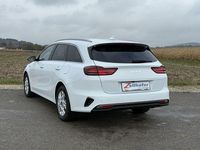 gebraucht Kia Ceed Sportswagon 1,5 TGDI Silber 48V DCT