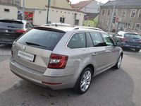 gebraucht Skoda Octavia Combi 20 Style TDI 4x4 DSG