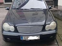 Gebraucht Mercedes C220 Elegance 143 PS (105 kW) 2001 Schwarz Limousine