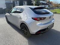 Neu Mazda 3 140 PS (102 kW) 2025 Silber sonderlackierung Limousine