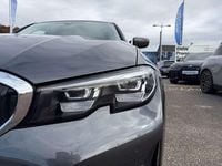 Gebraucht BMW 320e 163 PS (119 kW) 2022 Grau Limousine