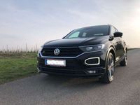 gebraucht VW T-Roc R-LINE 15 TSI DSG Sport (1Jahr Garantie)