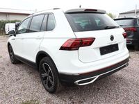 gebraucht VW Tiguan Elegance TSI 150 DSG IQ.Light ErgoA EasyO