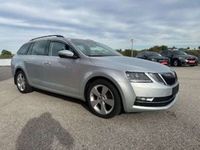 gebraucht Skoda Octavia Combi 2,0 TDI Style DSG [NAVI | RÜCKFAHRKAMERA]