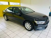 gebraucht VW Passat Start/Stopp 1.BESITZ/8 FACH BEREIFT