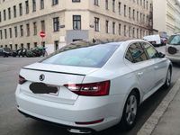 gebraucht Skoda Superb 20 TDI Style DSG