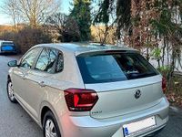 Gebraucht VW Polo 75 PS (55 kW) 2017 Grau Limousine