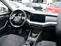 gebraucht Skoda Octavia Combi 2,0 TDI Style DSG Matrix Neues Modell