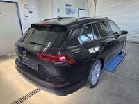 Gebraucht VW Golf VIII Life 150 PS (110 kW) 2022 Schwarz Kombi