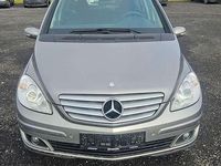 Gebraucht Mercedes B180 109 PS (80 kW) 2006 Grau Van / Kleinbus