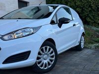 Gebraucht Ford Fiesta Basis 82 PS (60 kW) 2016 Weiß Van