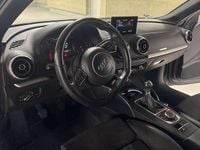 gebraucht Audi A3 A3 Sportback Quattro 2,0 TDI Sline