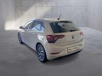 Neu VW Polo 95 PS (69 kW) 2025 Grau Limousine