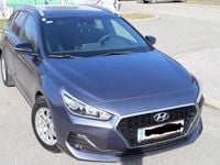 Gebraucht Hyundai i30 GO! 99 PS (72 kW) 2018 Grau Kombi