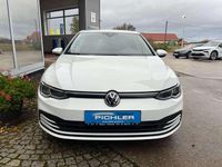 Gebraucht VW Golf VIII Life 150 PS (110 kW) 2020 Weiß Limousine