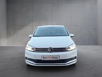 Gebraucht VW Touran 150 PS (110 kW) 2025 Weiß Van / Kleinbus