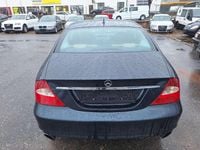 Gebraucht Mercedes CLS320 224 PS (164 kW) 2007 Blau Limousine