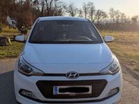 Gebraucht Hyundai i20 GO! 83 PS (61 kW) 2017 Limousine