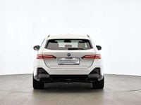 Gebraucht BMW 530e Shadowline 190 PS (139 kW) 2024 Weiß Kombi