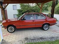 Gebraucht BMW 318 105 PS (77 kW) 1982 Limousine